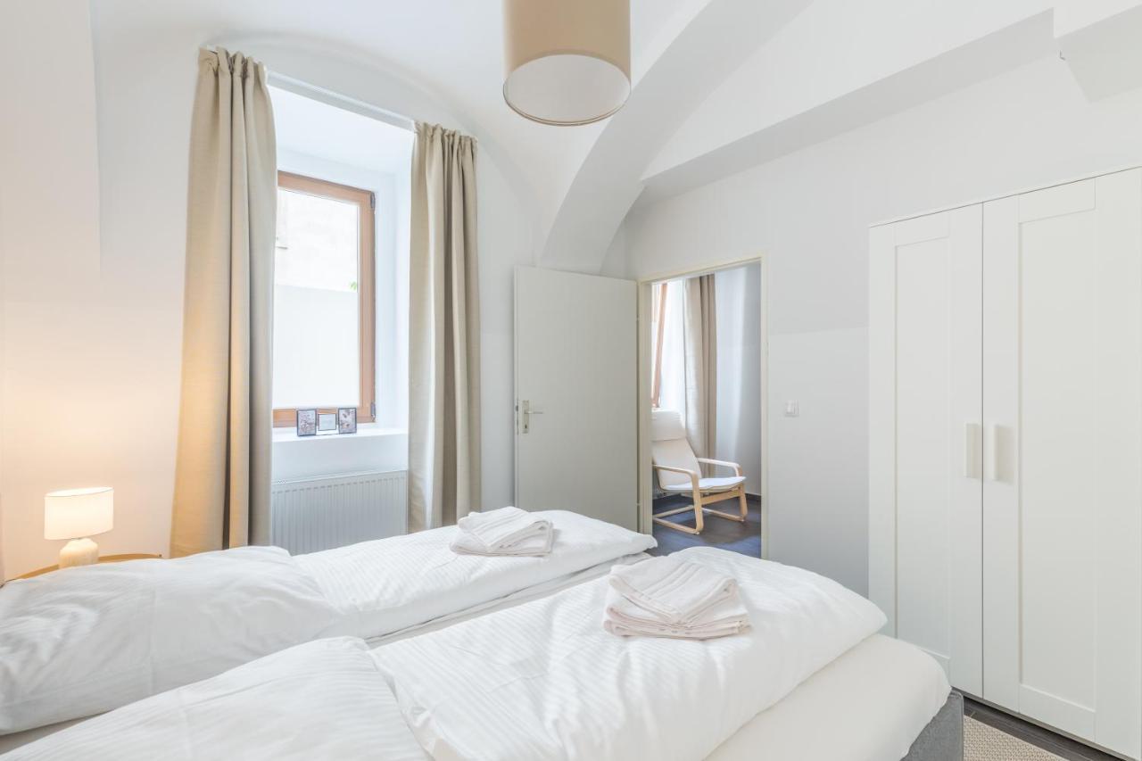 Free Parking I 458 Mbitwifi I Kingsize Bed Apartment